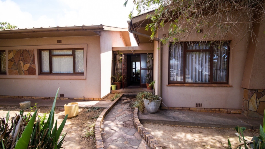 3 Bedroom Property for Sale in Vredenburg Western Cape